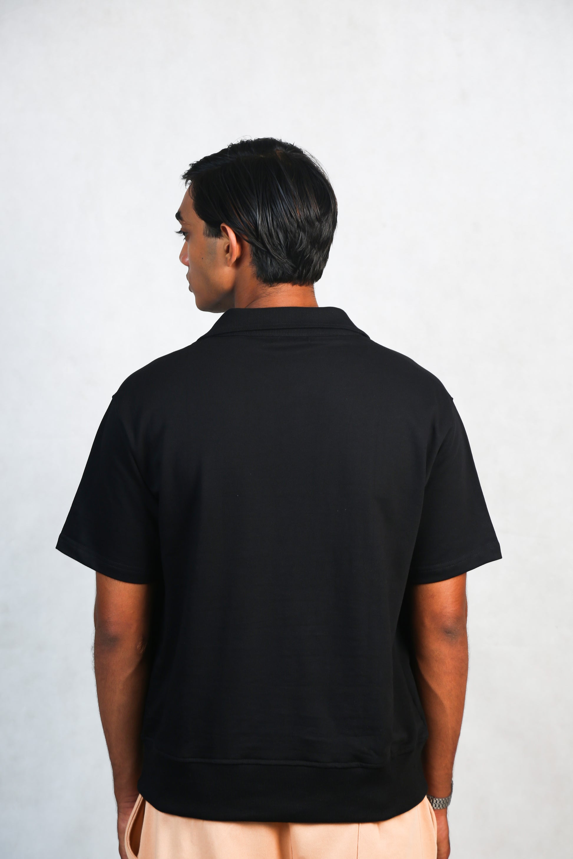 BLACK ZIPPER POLO T-SHIRT