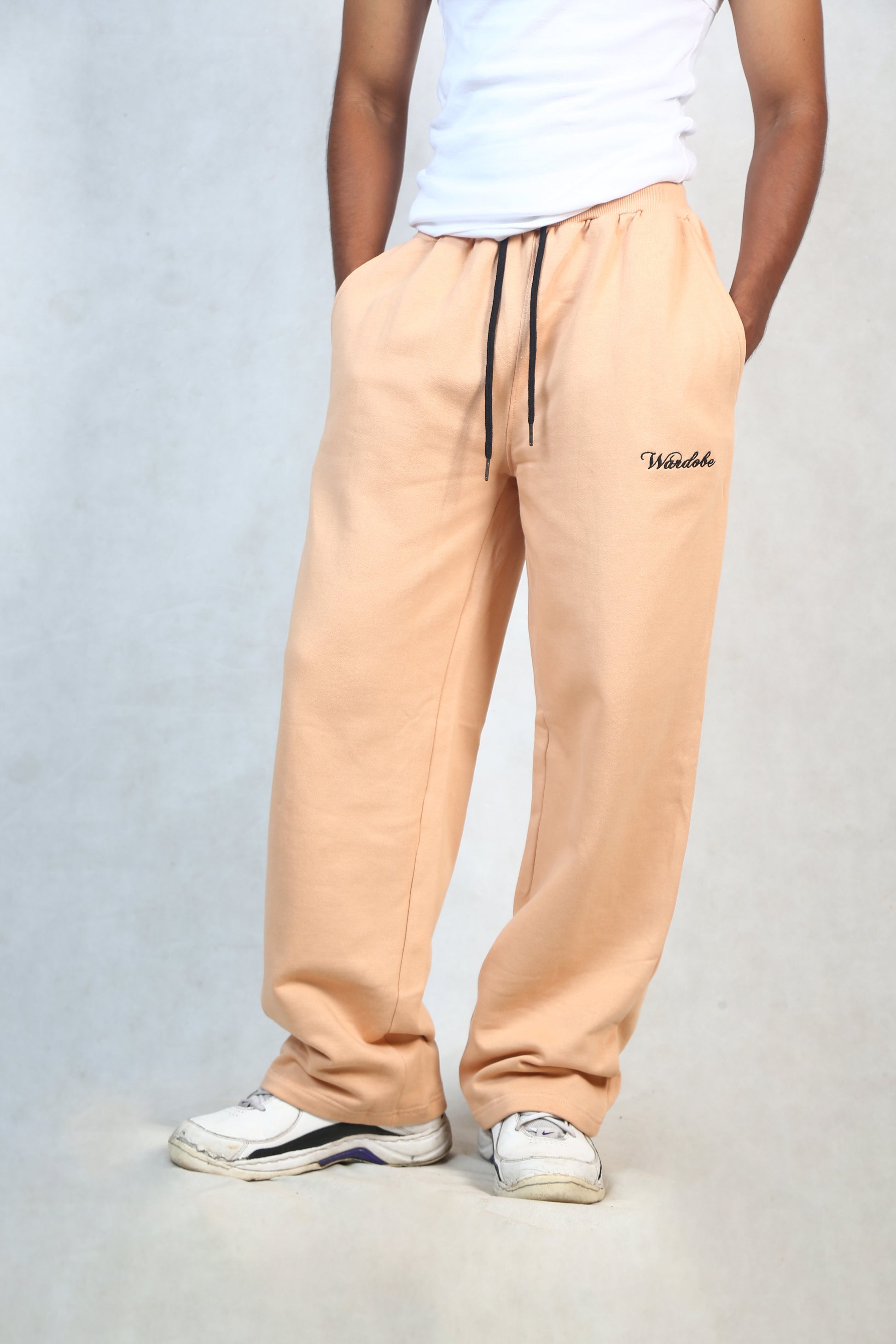 CARAMEL SWEATPANTS LOOSE-FIT