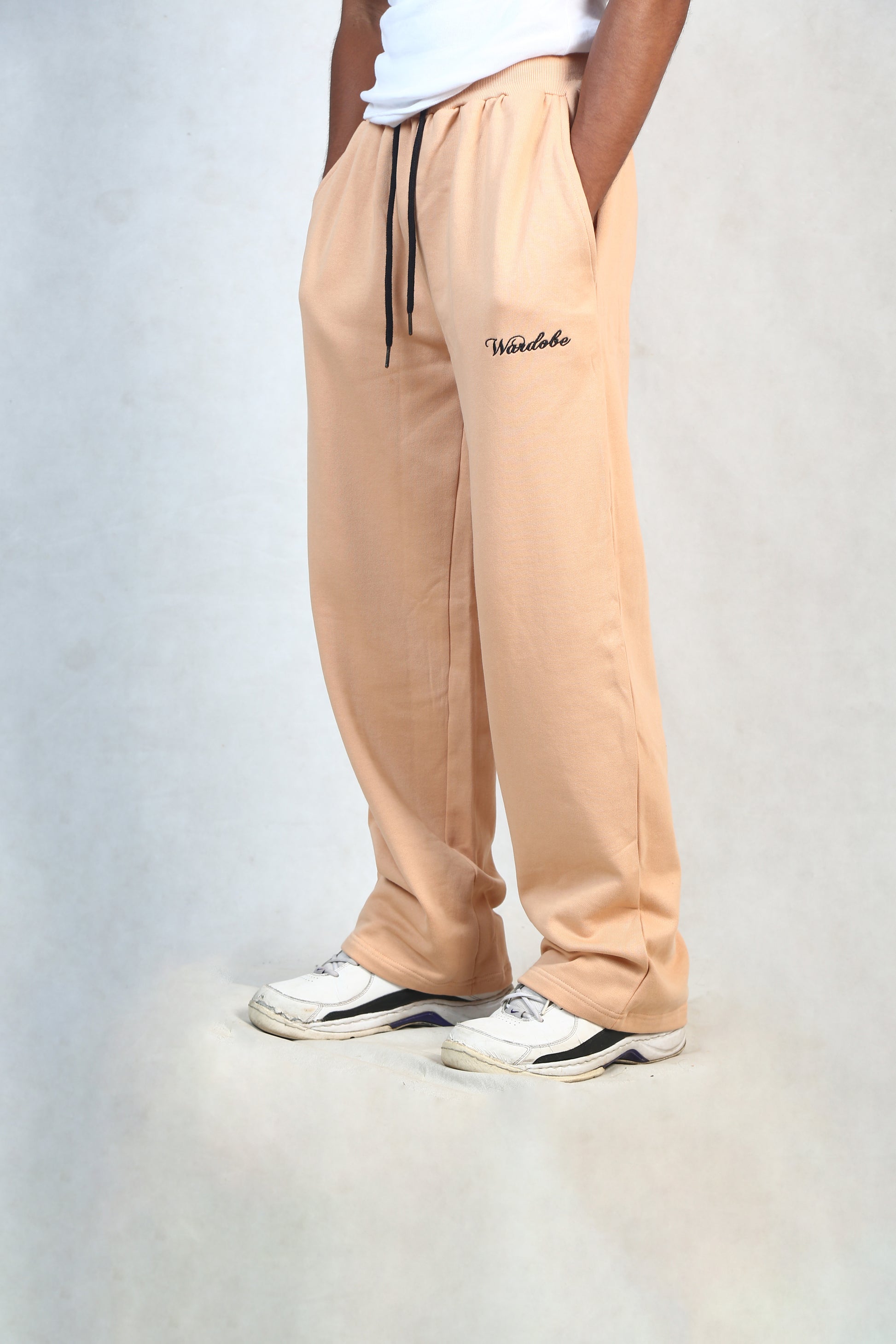 CARAMEL SWEATPANTS LOOSE-FIT