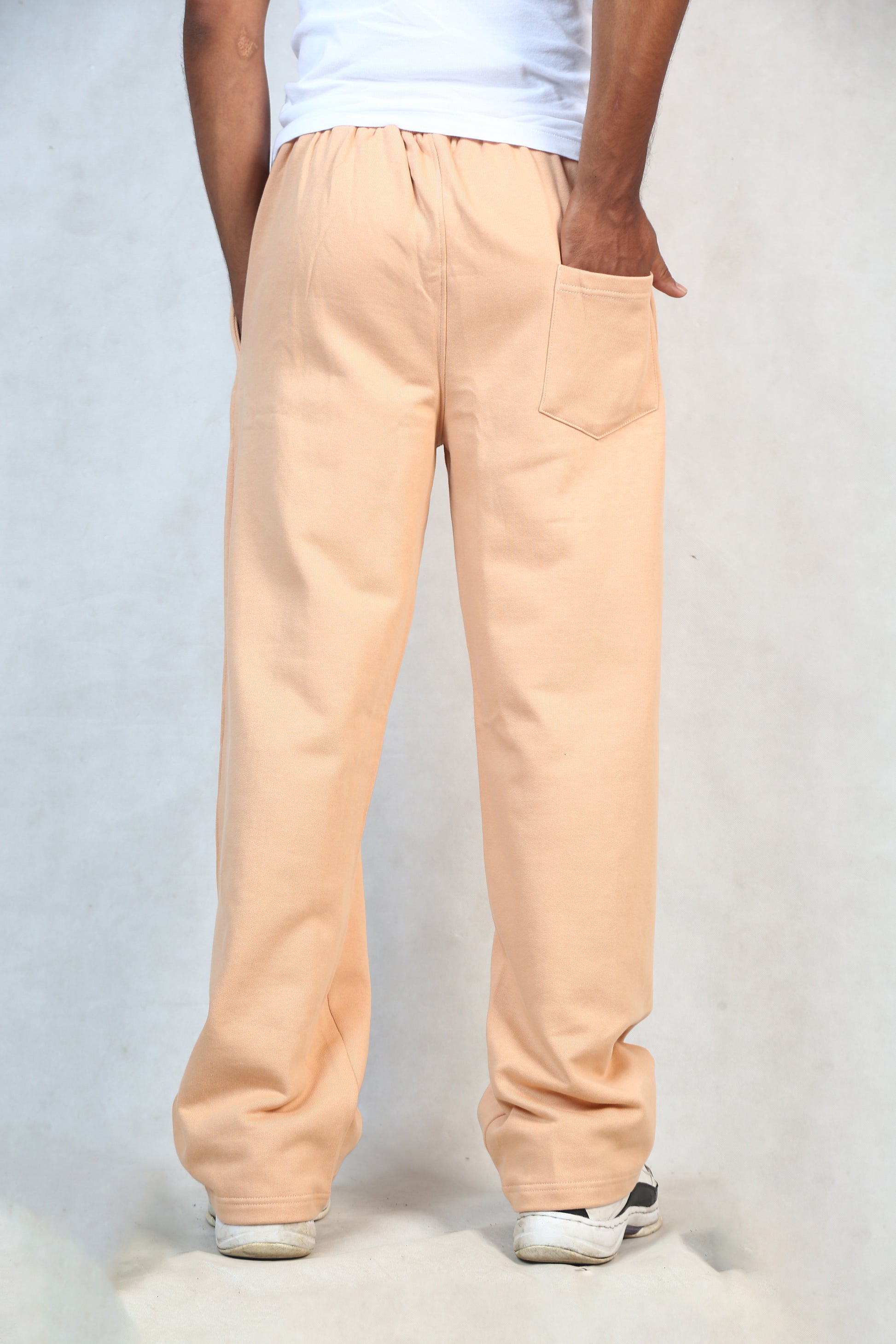 CARAMEL SWEATPANTS LOOSE-FIT