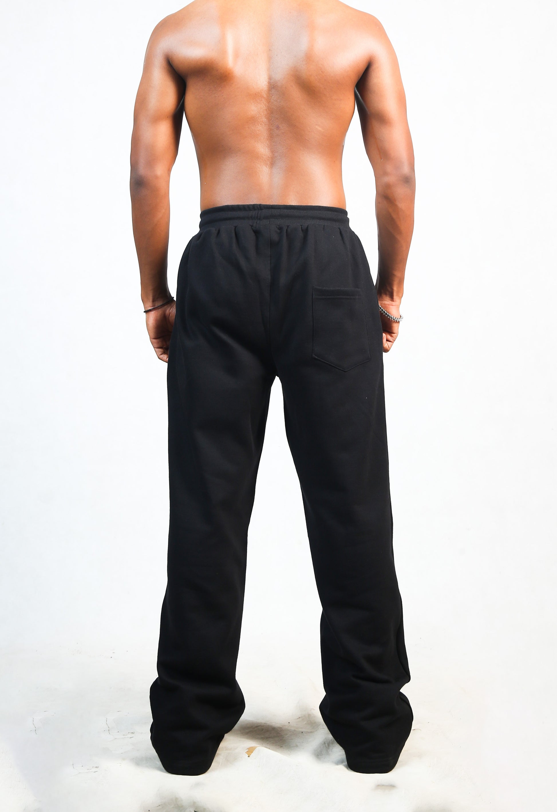 BLACK SWEATPANTS LOOSE-FIT