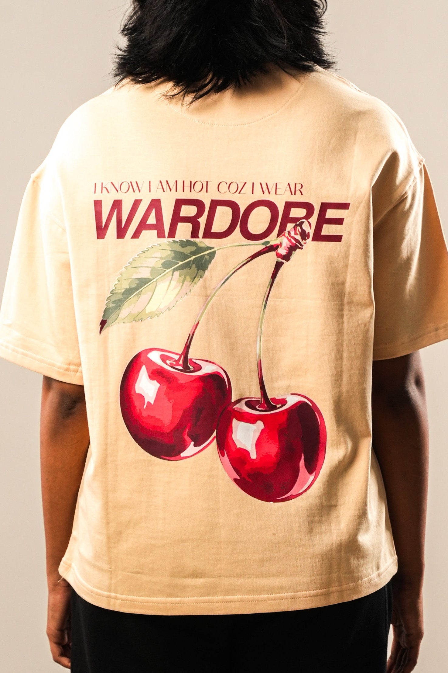 ESSENTIAL BEIGE CHERRY BOXY-FIT T-SHIRT (UNISEX)