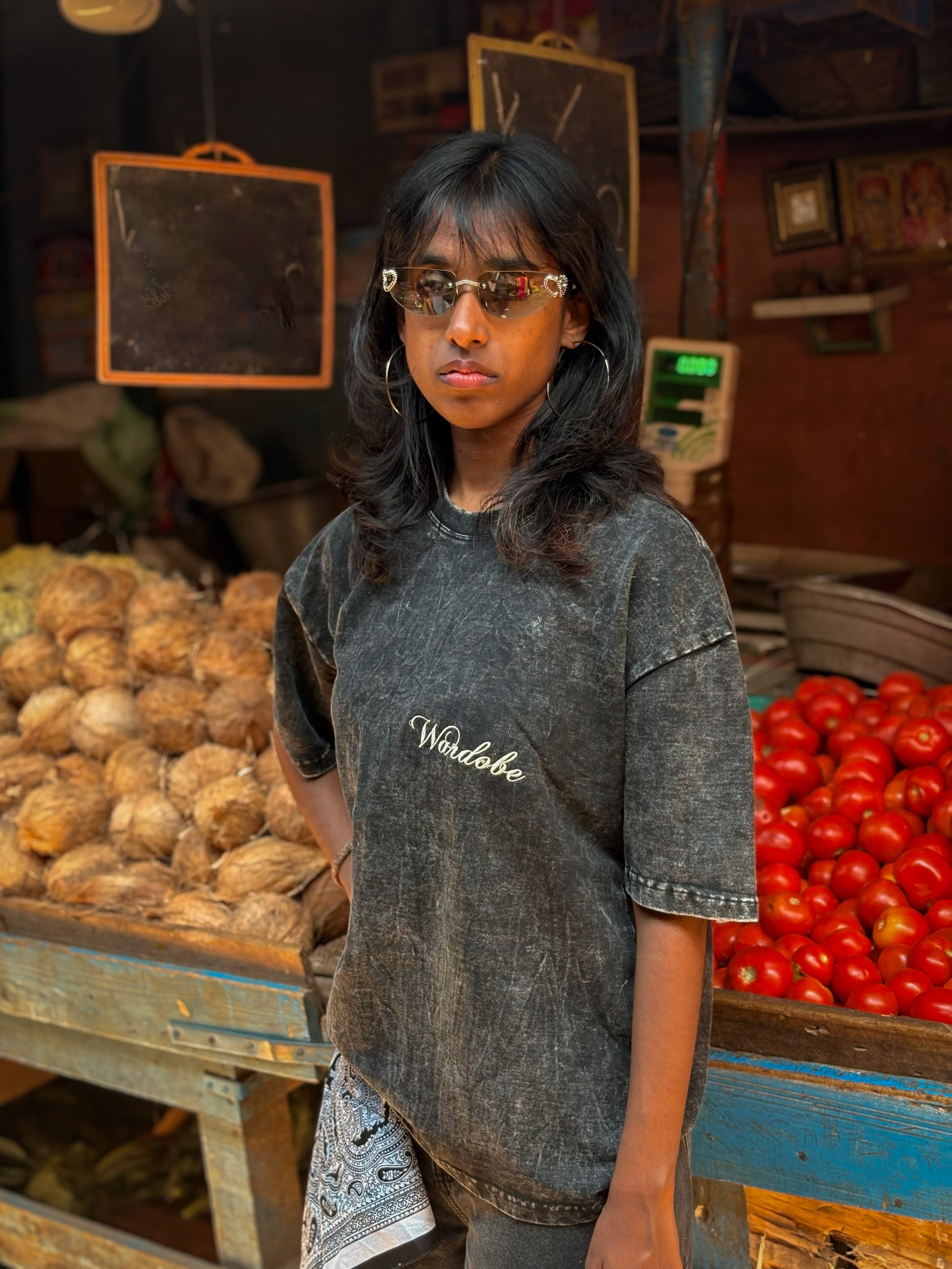 ACID WASH BOXY-FIT T-SHIRT (UNISEX)