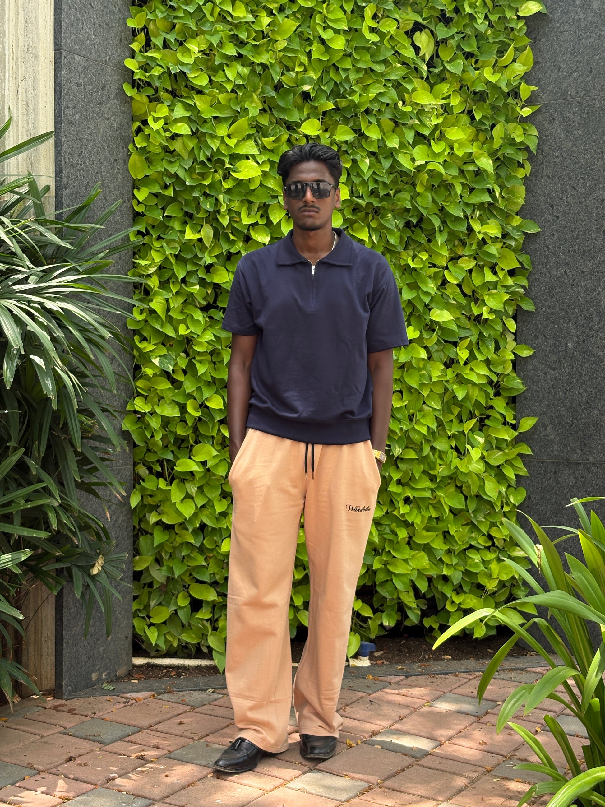 CARAMEL SWEATPANTS LOOSE-FIT