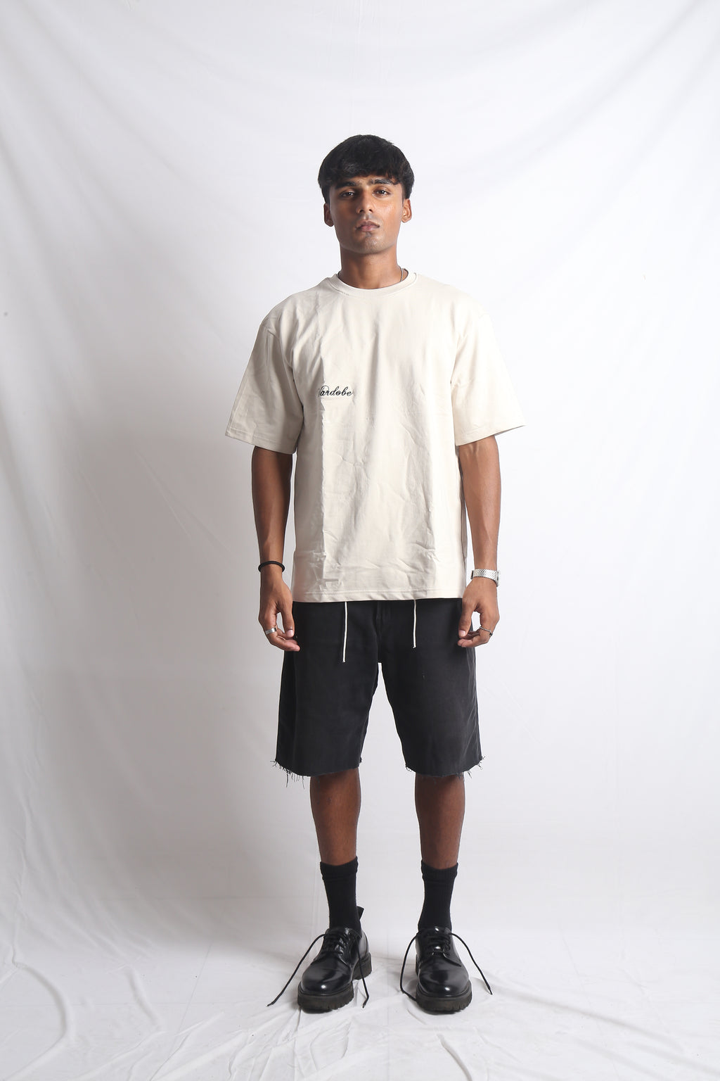 CREAM OVERSIZED T-SHIRT (UNISEX)