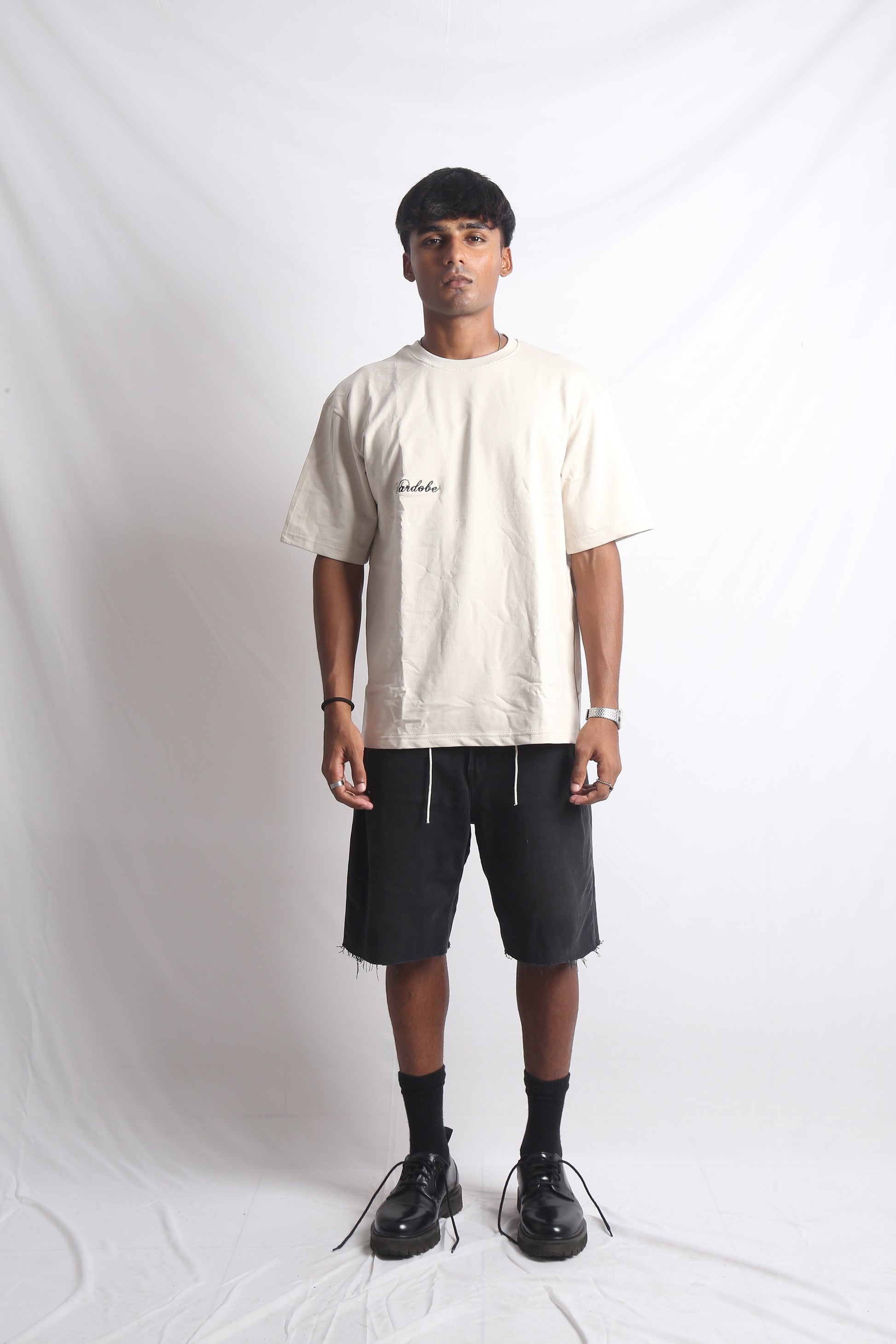 CREAM OVERSIZED T-SHIRT (UNISEX)